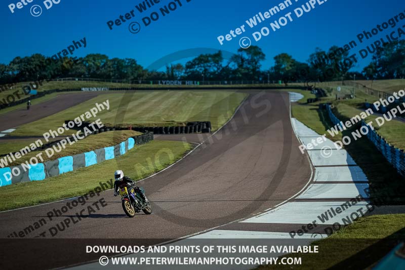 enduro digital images;event digital images;eventdigitalimages;lydden hill;lydden no limits trackday;lydden photographs;lydden trackday photographs;no limits trackdays;peter wileman photography;racing digital images;trackday digital images;trackday photos